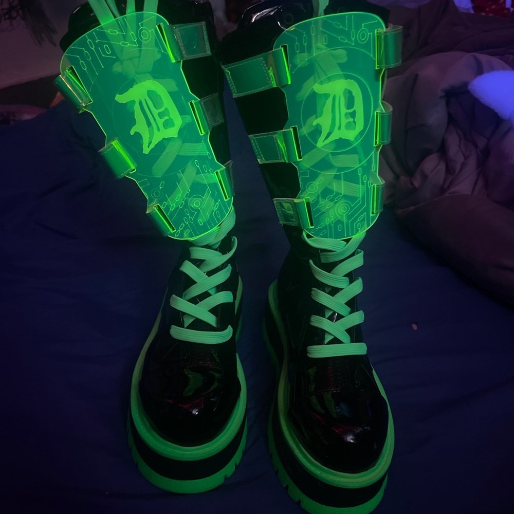 Green and black demonia platform boots